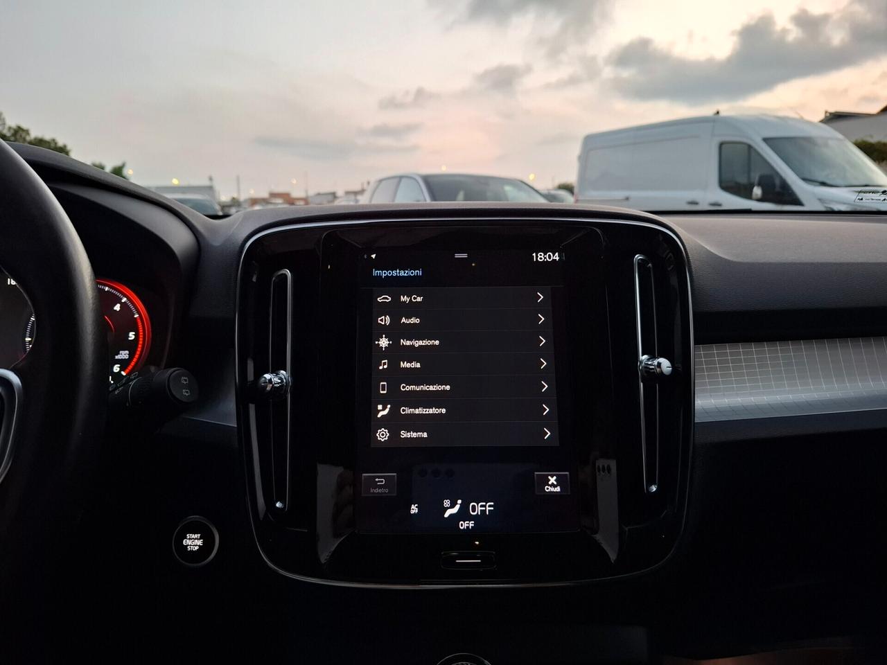 Volvo XC40-2.0-150cv*led*navi*Radar