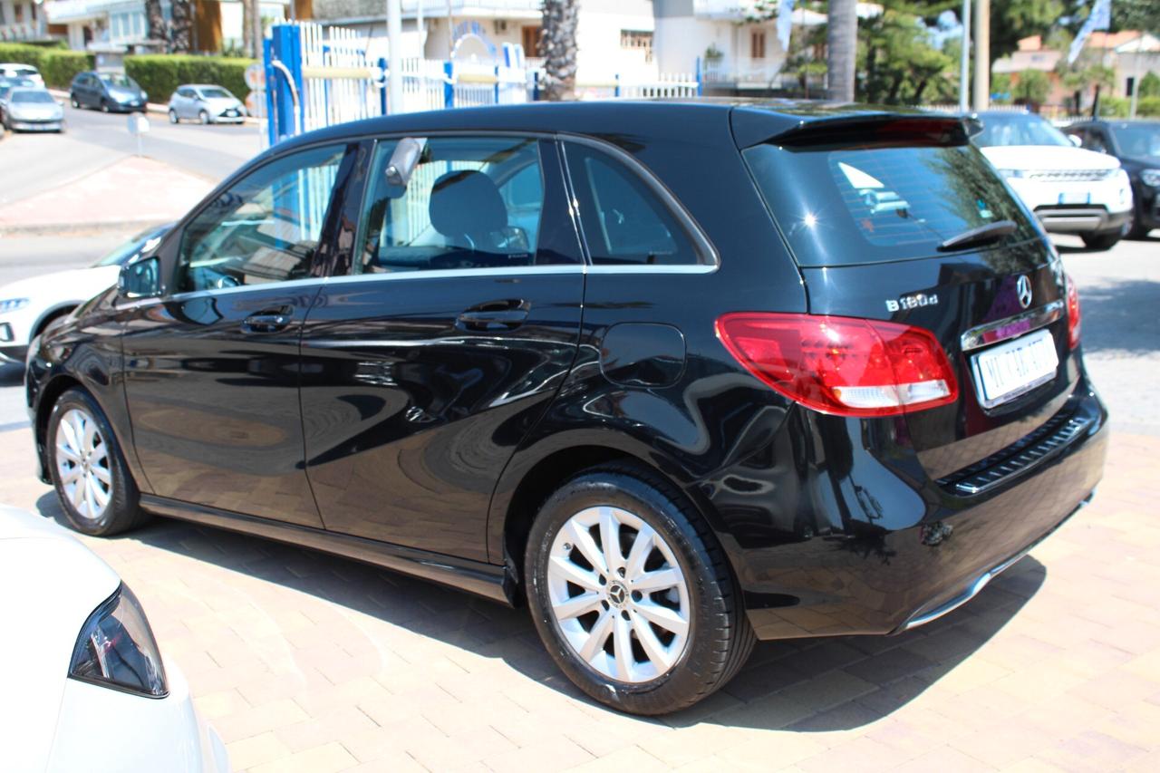 Mercedes-benz B 180 B 180 d Premium