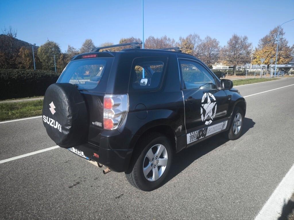 SUZUKI VITARA 4X4 BENZ/GPL- OK NEOPATENTATI