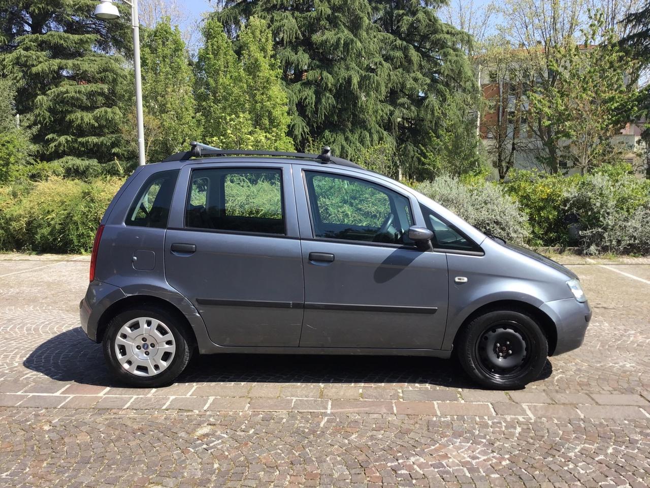 Fiat Idea 1.2 16V BlackLabel