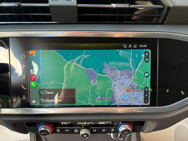 AUDI Q3 35 2.0 TDI S tronic Business COCKPIT