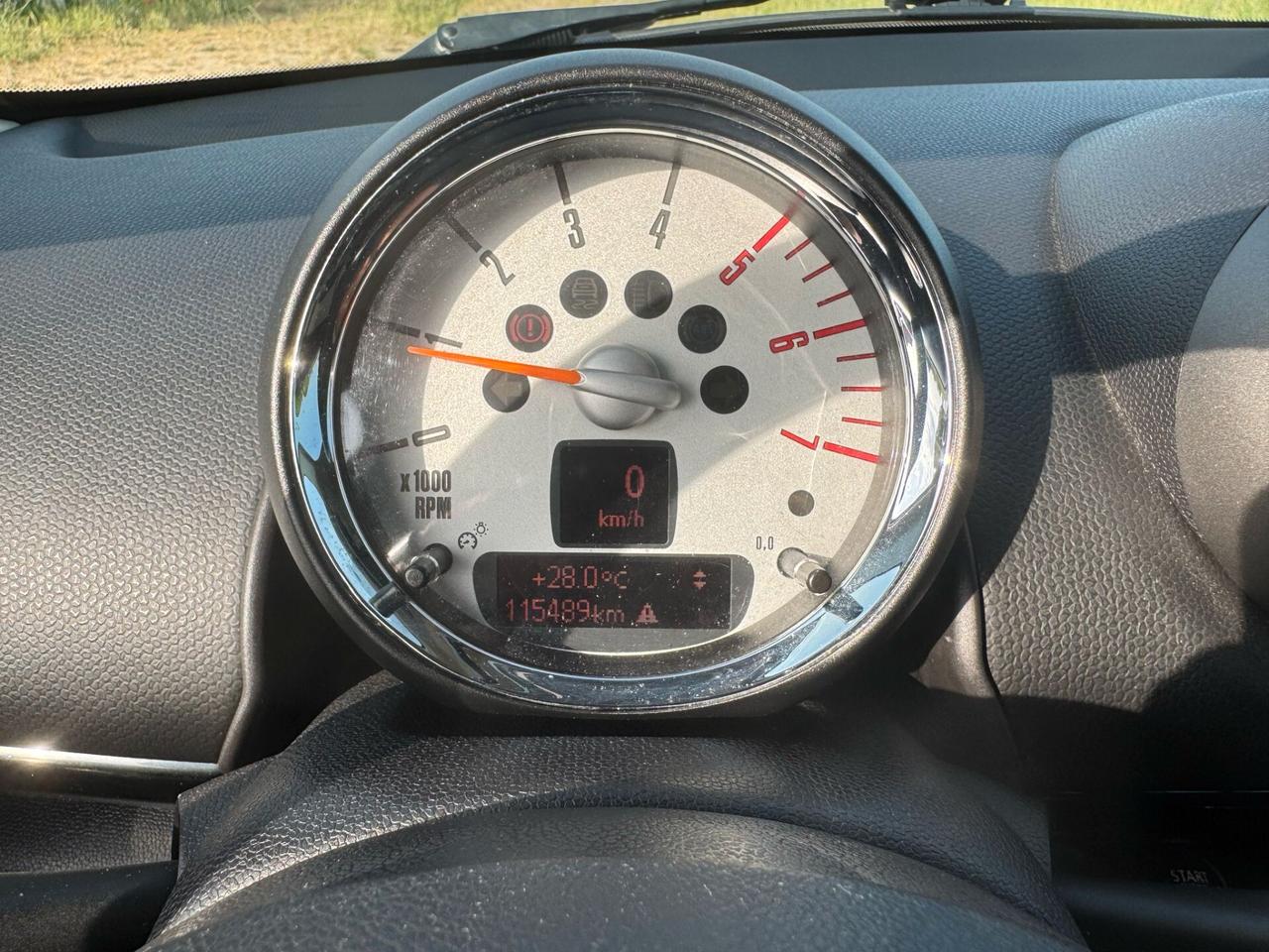 Mini 1.6 Cooper D Countryman TETTO APRIBILE