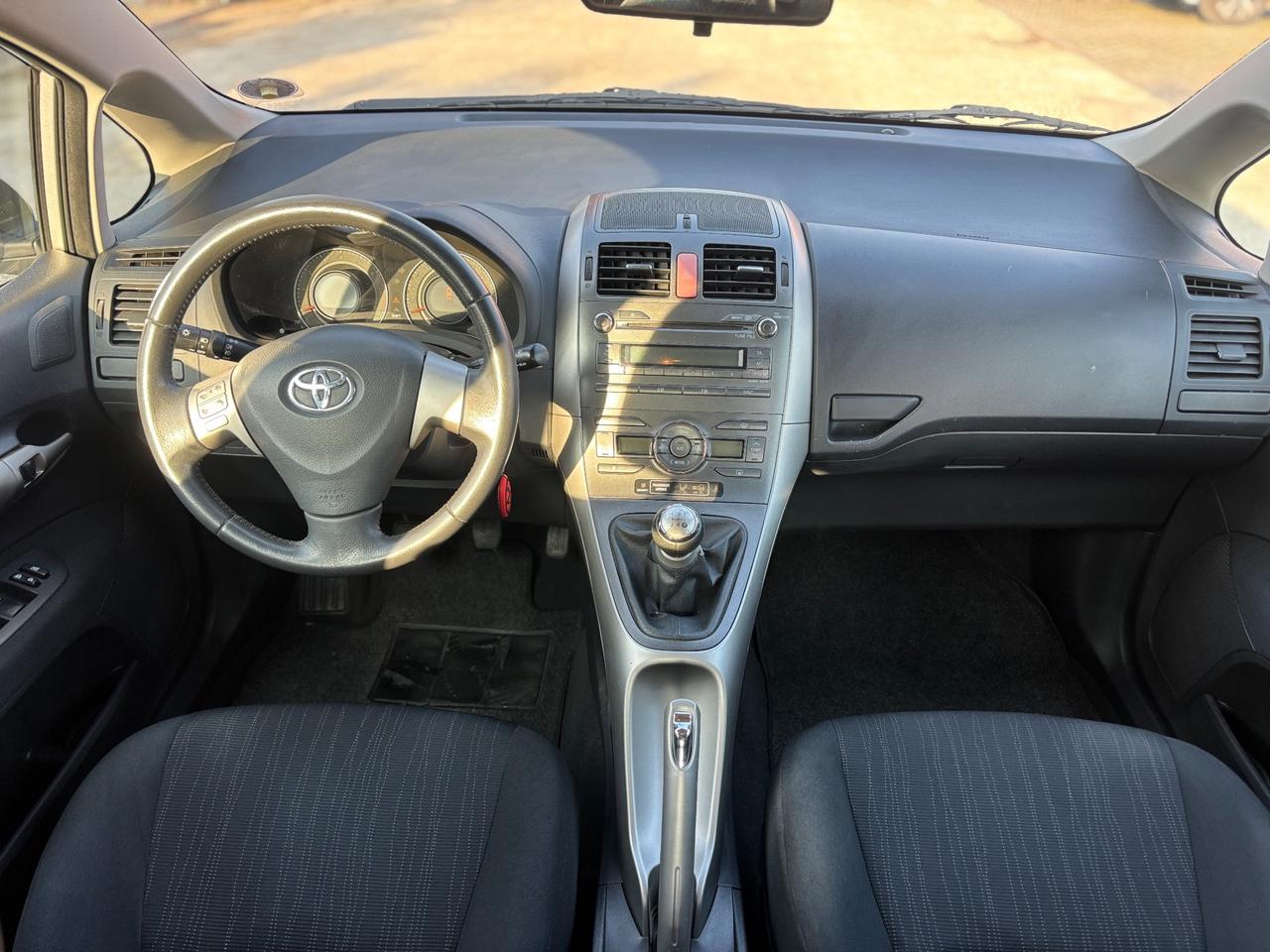 Toyota Auris 1.4 5 porte Sol