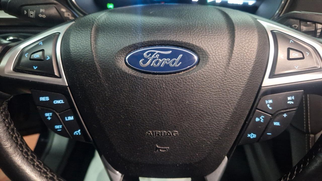 Ford Mondeo Full Hybrid 2.0 187 CV eCVT 4 porte Vignale