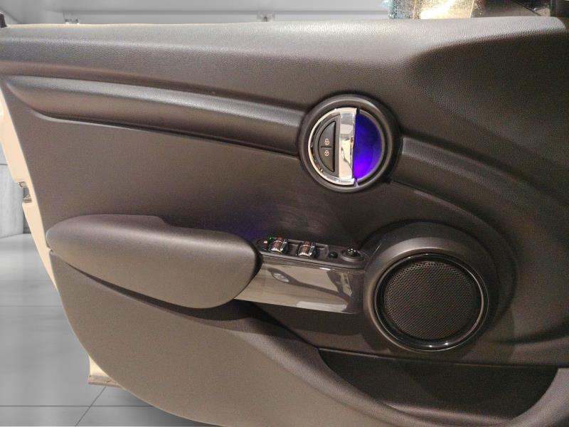 Mini Cooper D 1.5 TwinPower Turbo Cooper D Boost