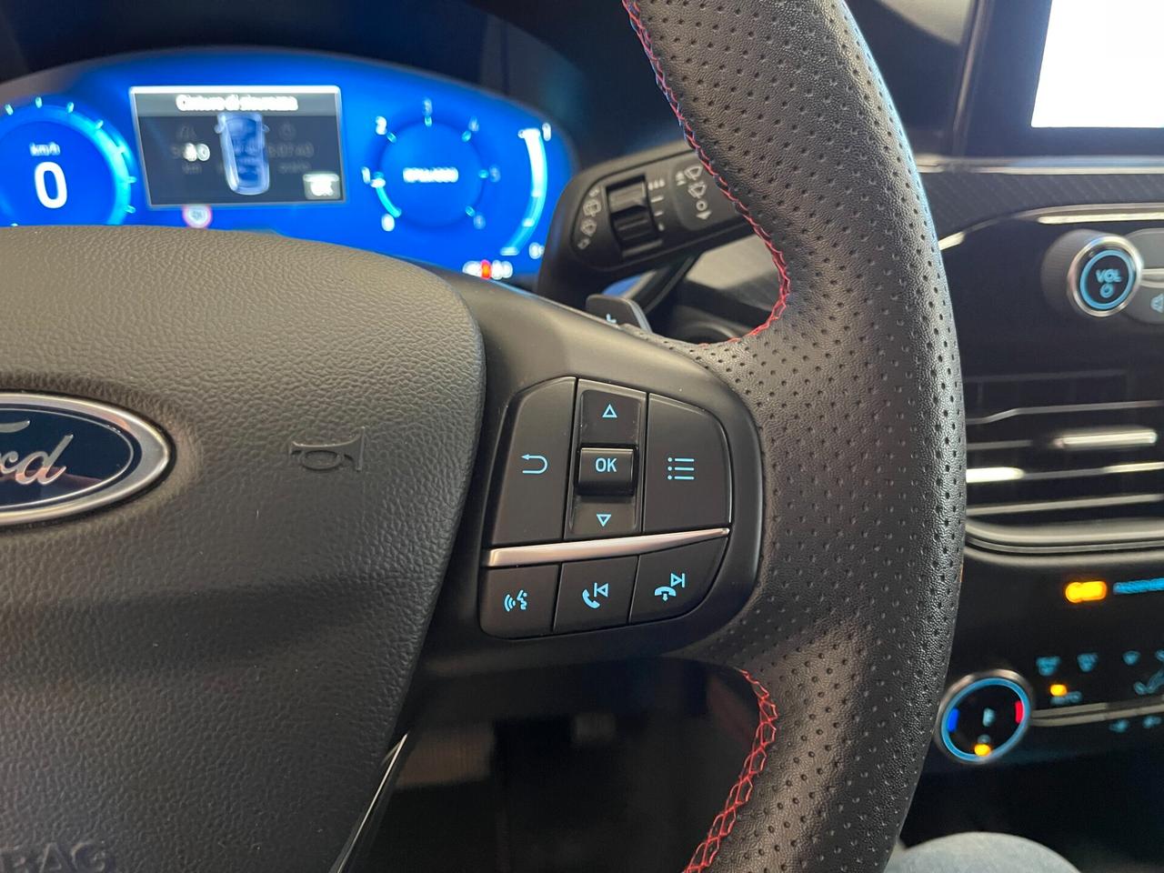 Ford Kuga ST-Line X 2.0d 120cv c.auto-Ok Neopat-LEGGI SOTTO