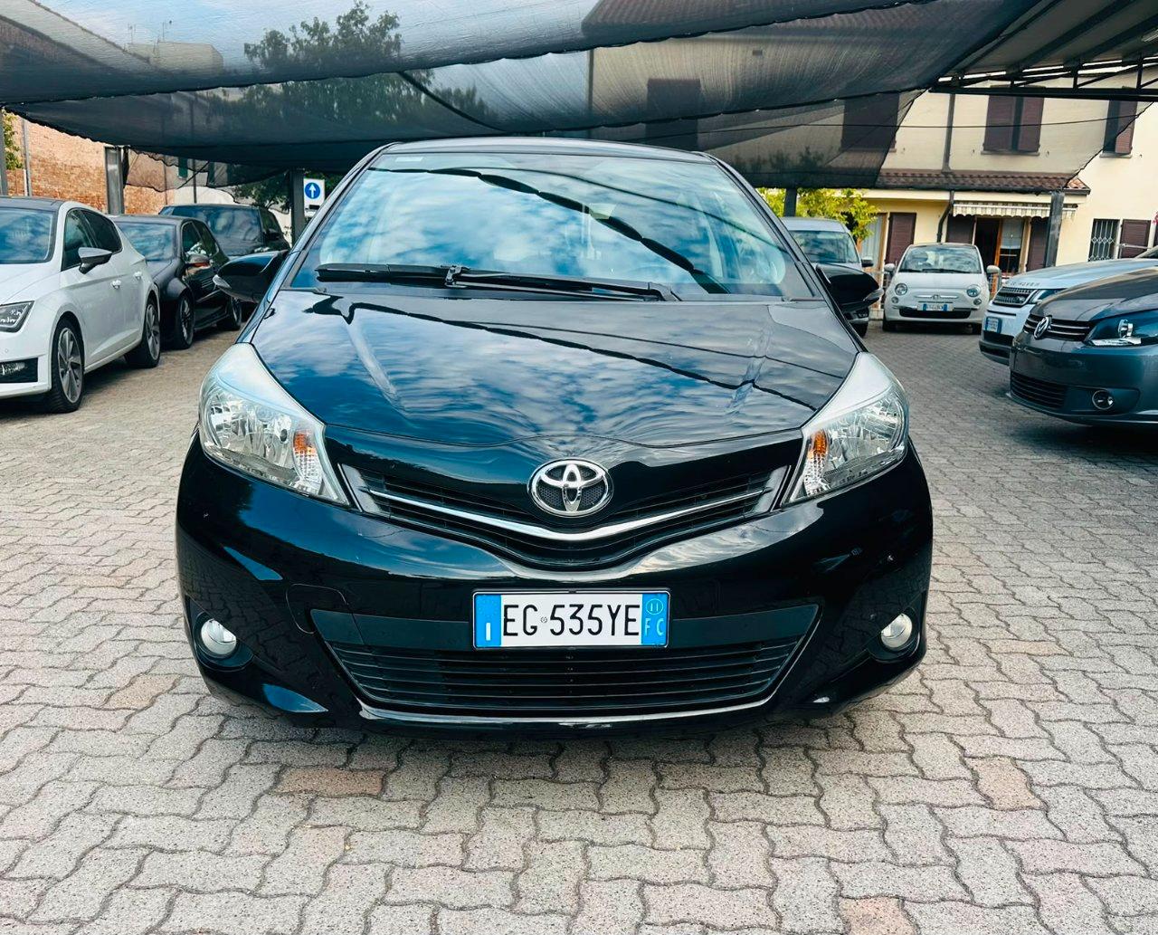 Toyota Yaris 5 Porte Yaris 5p 1.0 Lounge OK NEOPATENTATO