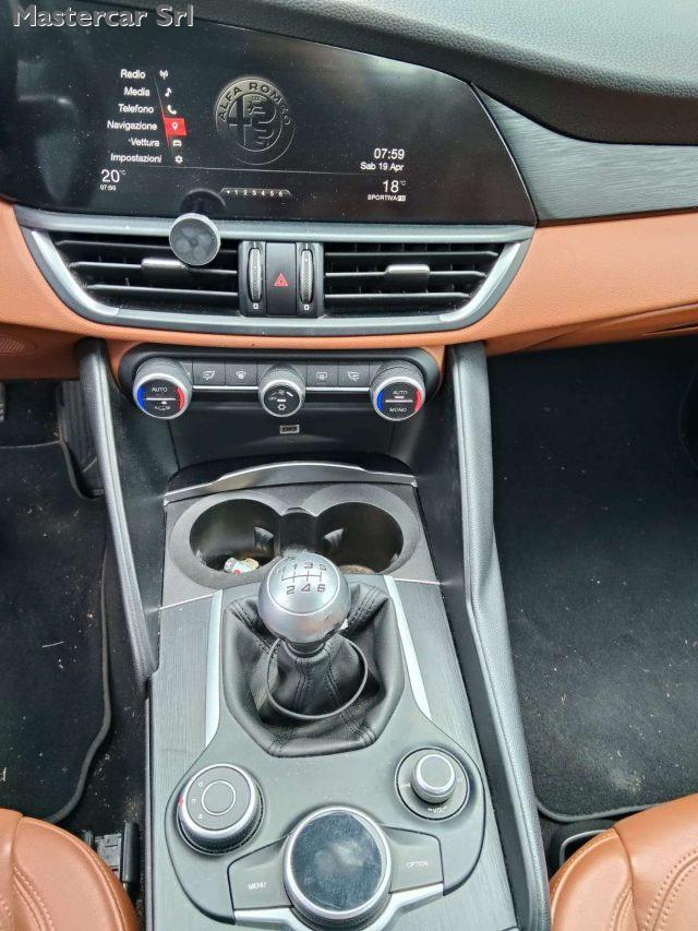 ALFA ROMEO Giulia Giulia 2016 2.2 t Super 150cv - FF799PJ