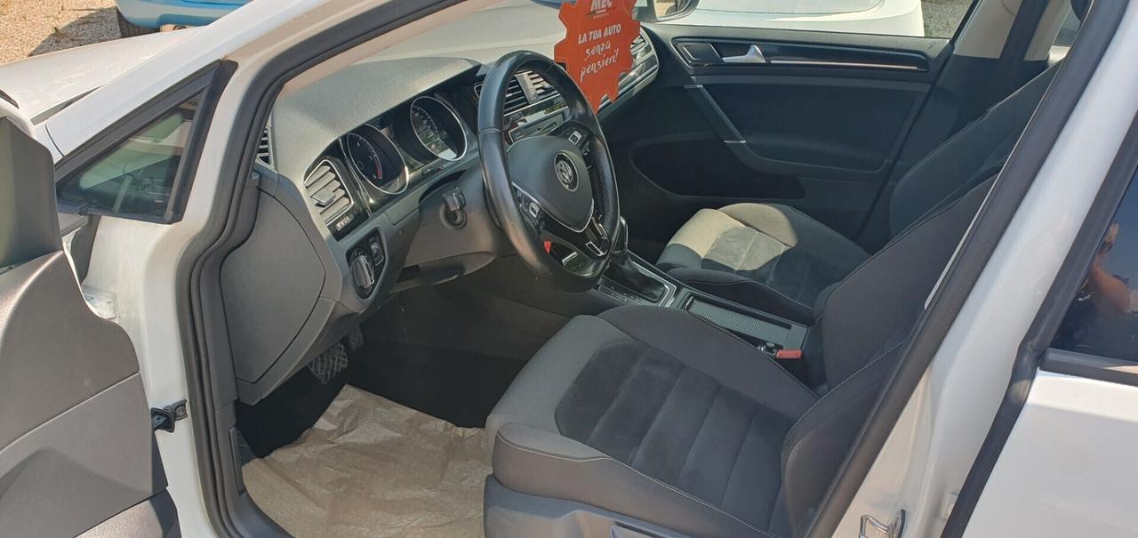 Volkswagen Golf 1.6 Tdi 110 CV DSG 5p. Executive