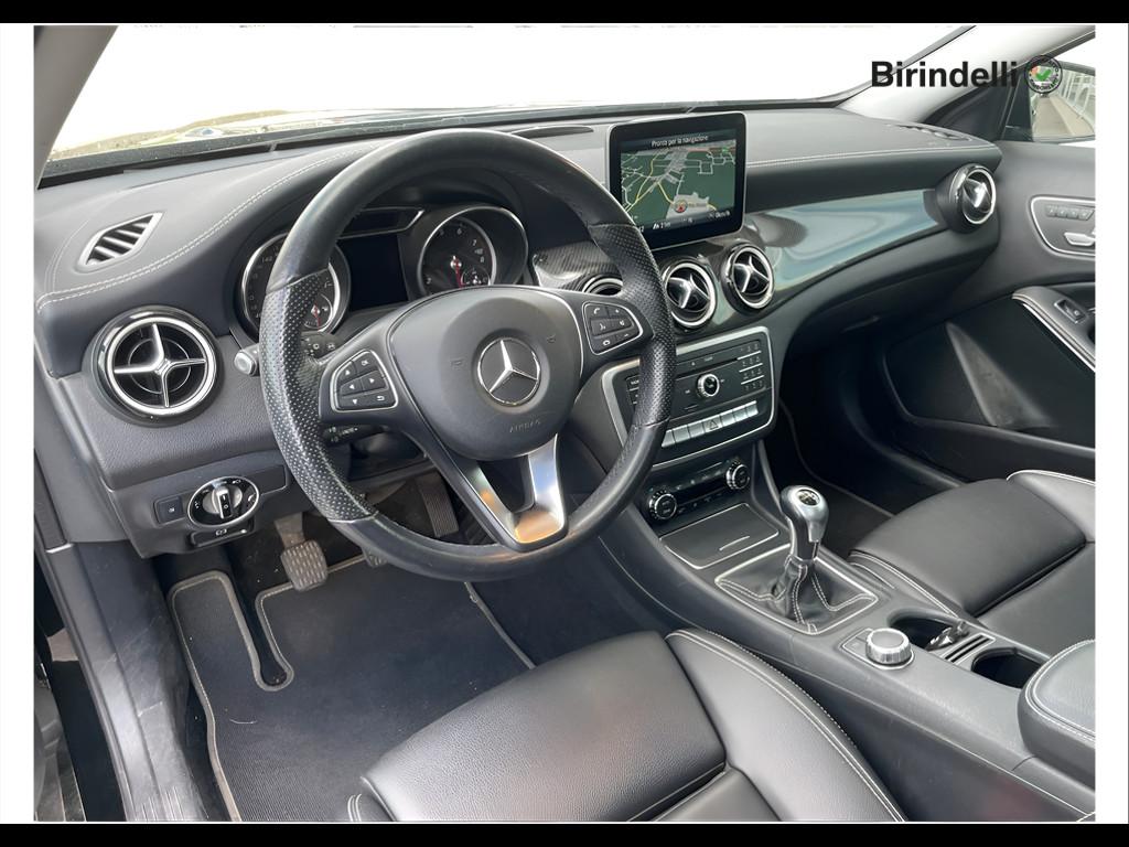 Mercedes-Benz GLA (X156) - GLA 180 Premium