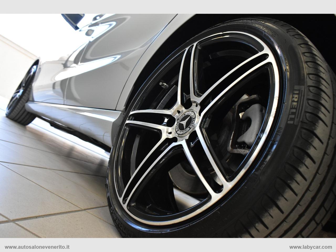 MERCEDES-BENZ CLA 200 d Automatic Premium Dark Night