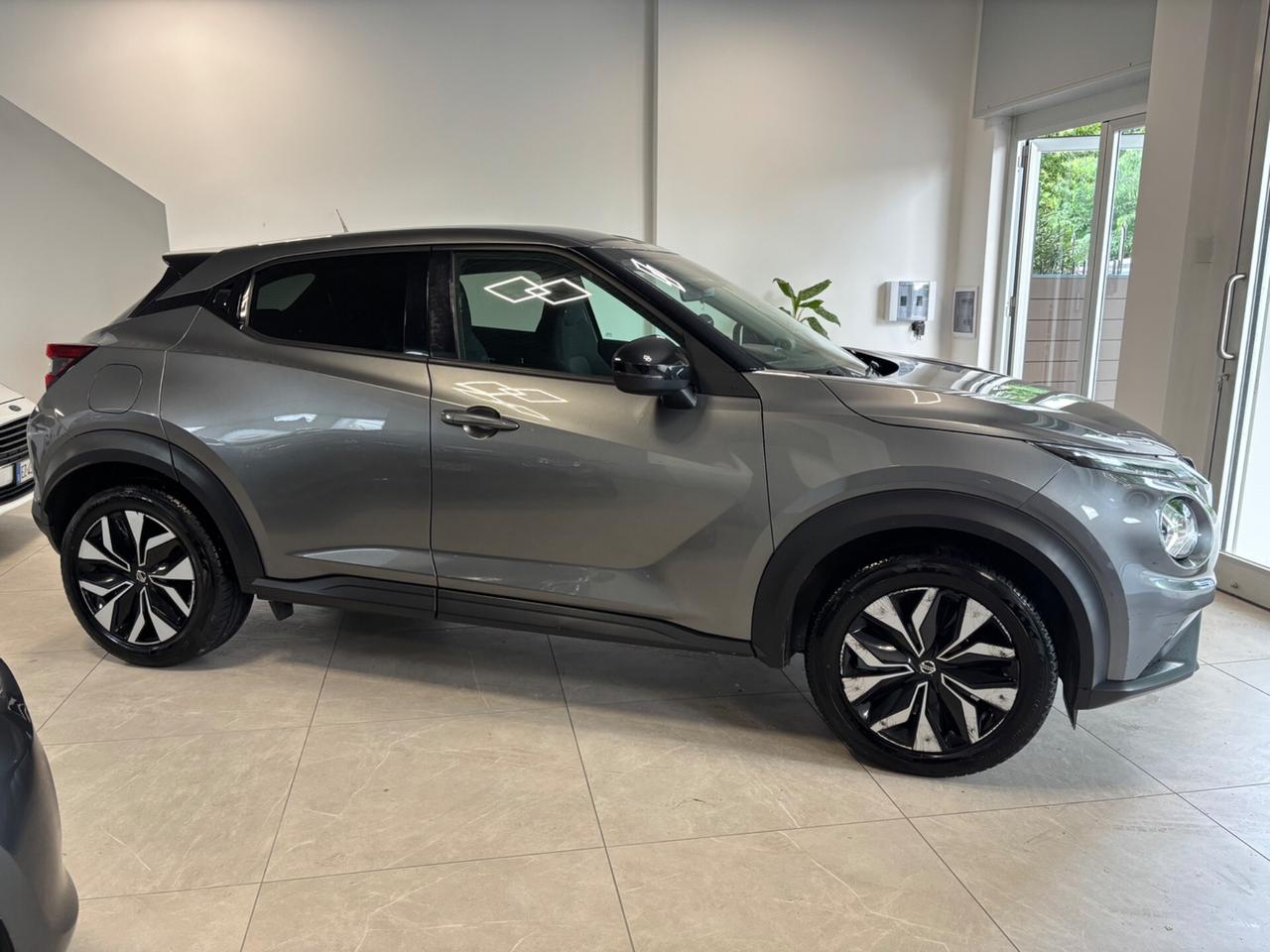 Nissan Juke 1.0 DIG-T 114 CV Kiiro