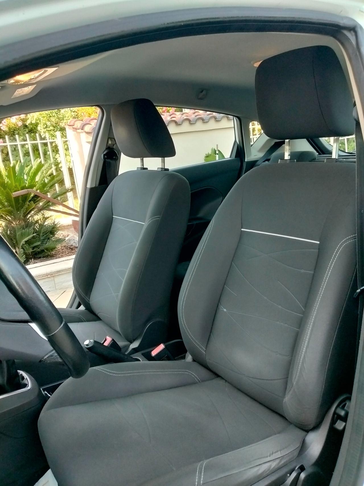 Ford Fiesta 1.4 5 porte Bz.- GPL