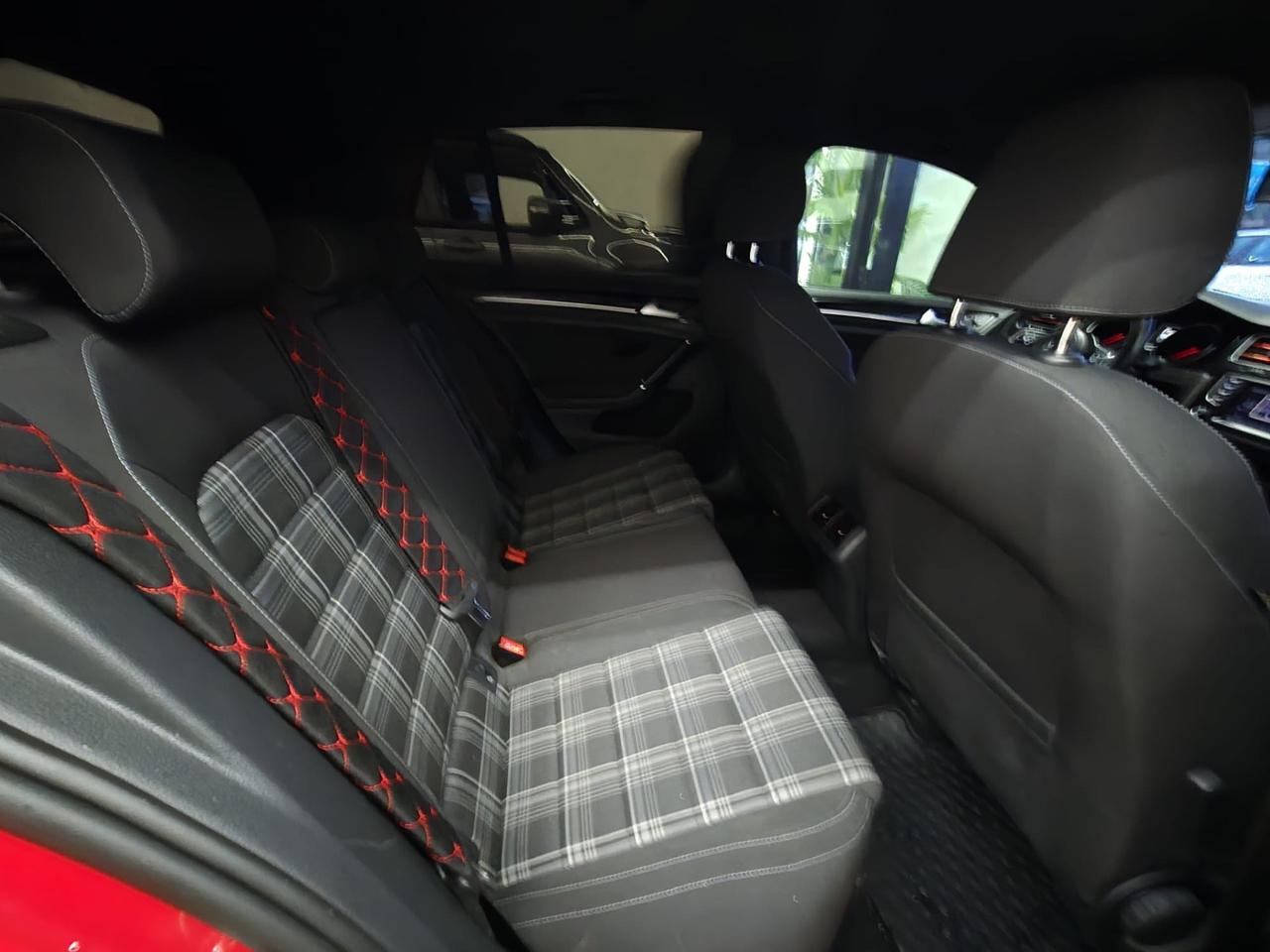 Volkswagen Golf GTD 2.0 TDI 5p. BlueMotion Technology