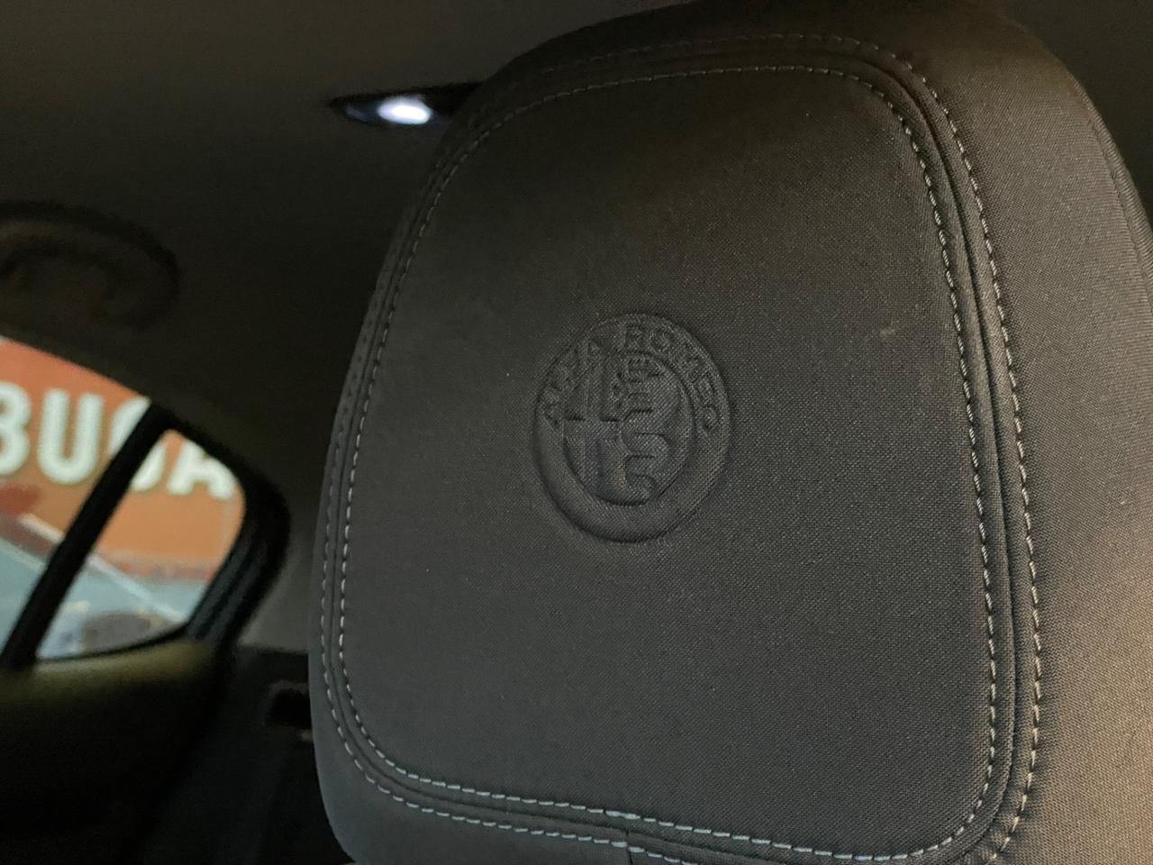 Alfa Romeo Stelvio 2.2 Turbodiesel 160 CV AT8 RWD Sport-Tech