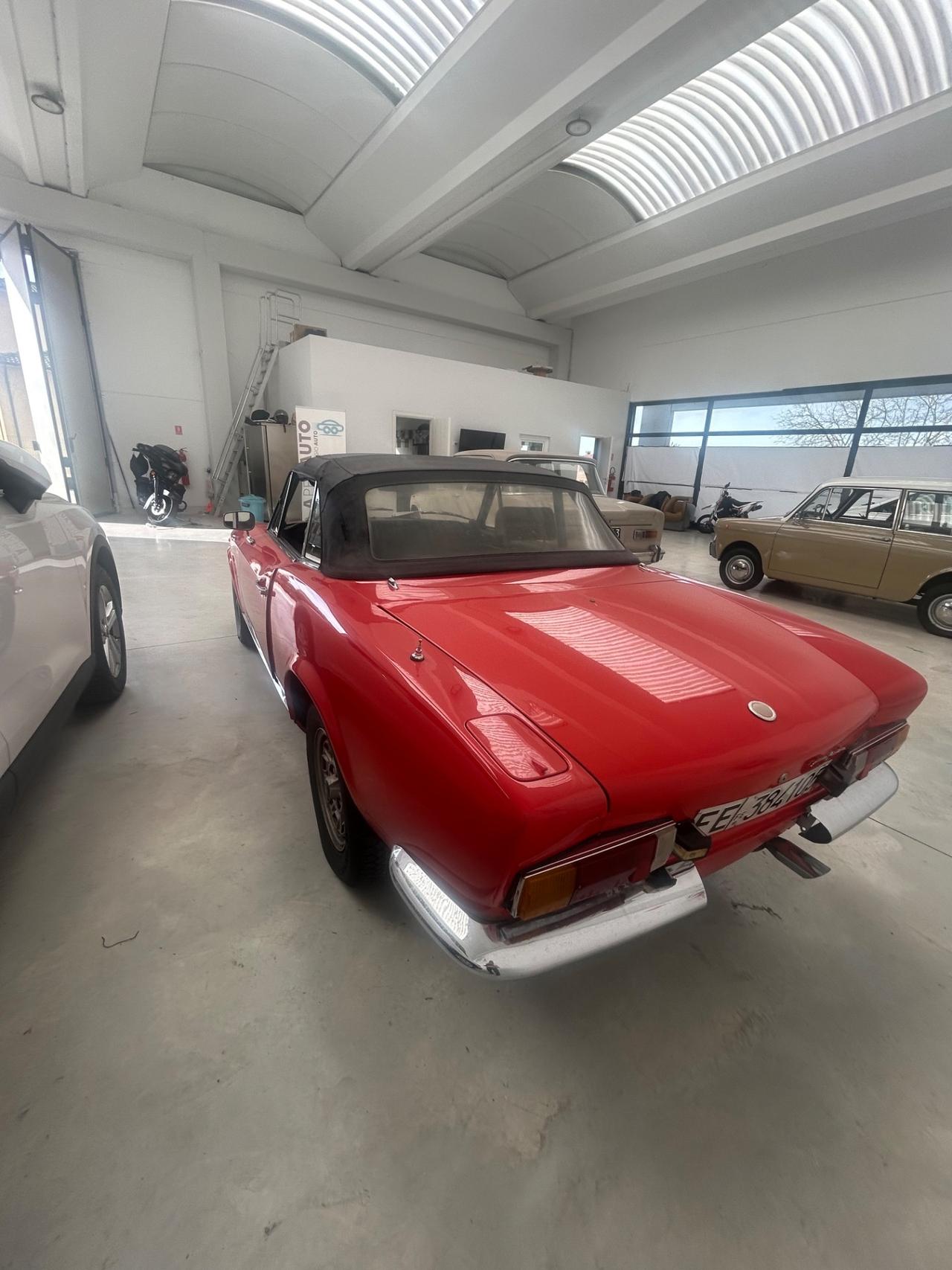 Fiat 124 Spider BS1
