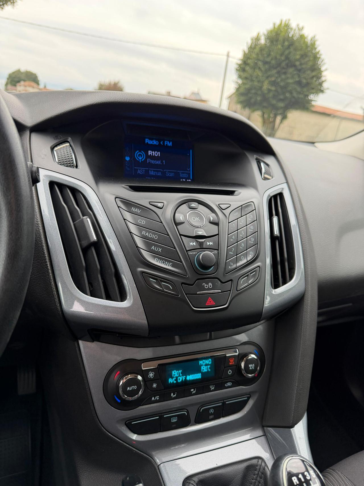 Ford Focus 1.6 EcoBoost 150 CV Titanium neopatentati