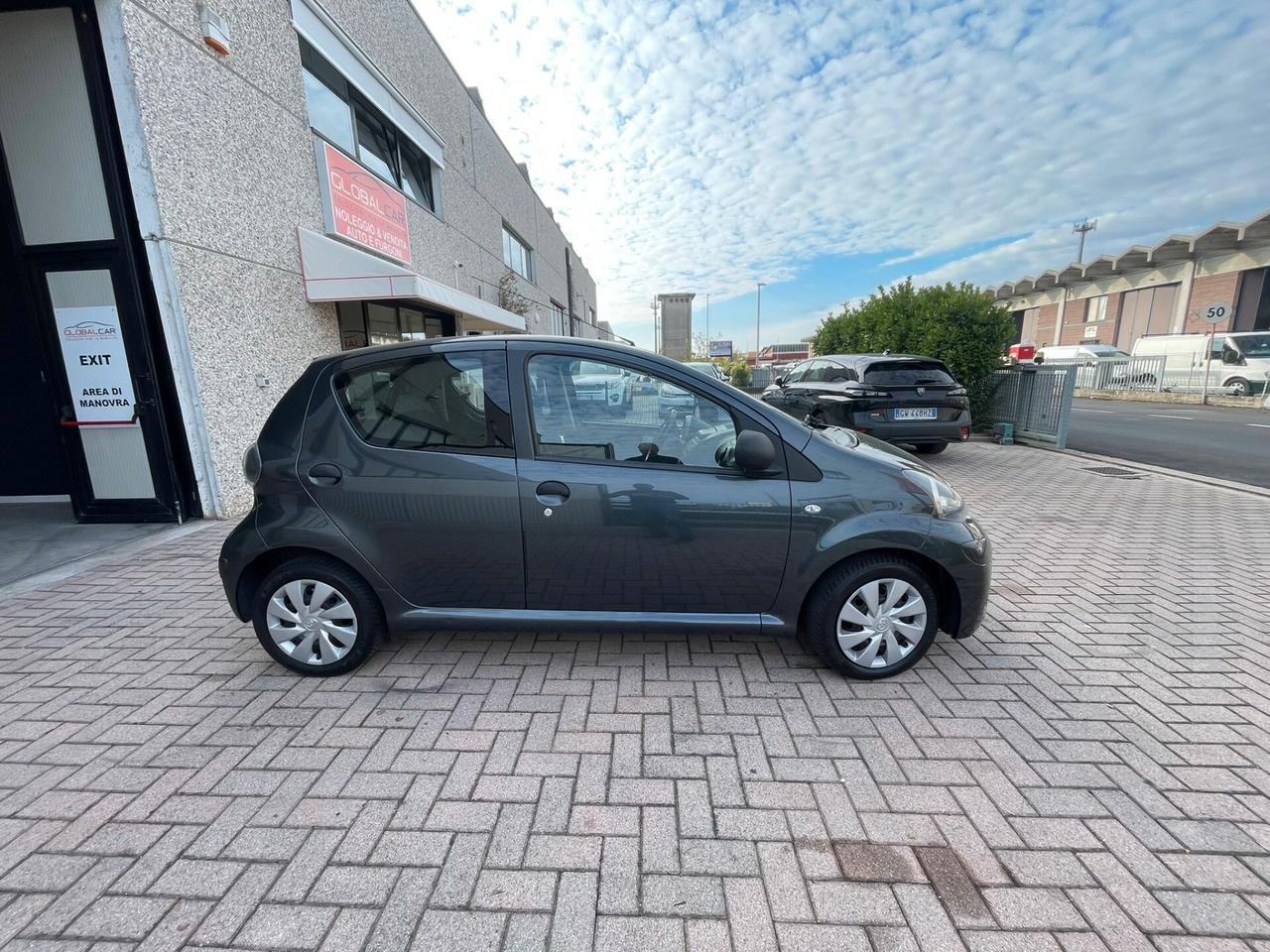Toyota Aygo 1.0 12V VVT-i 5 porte Orange Connect