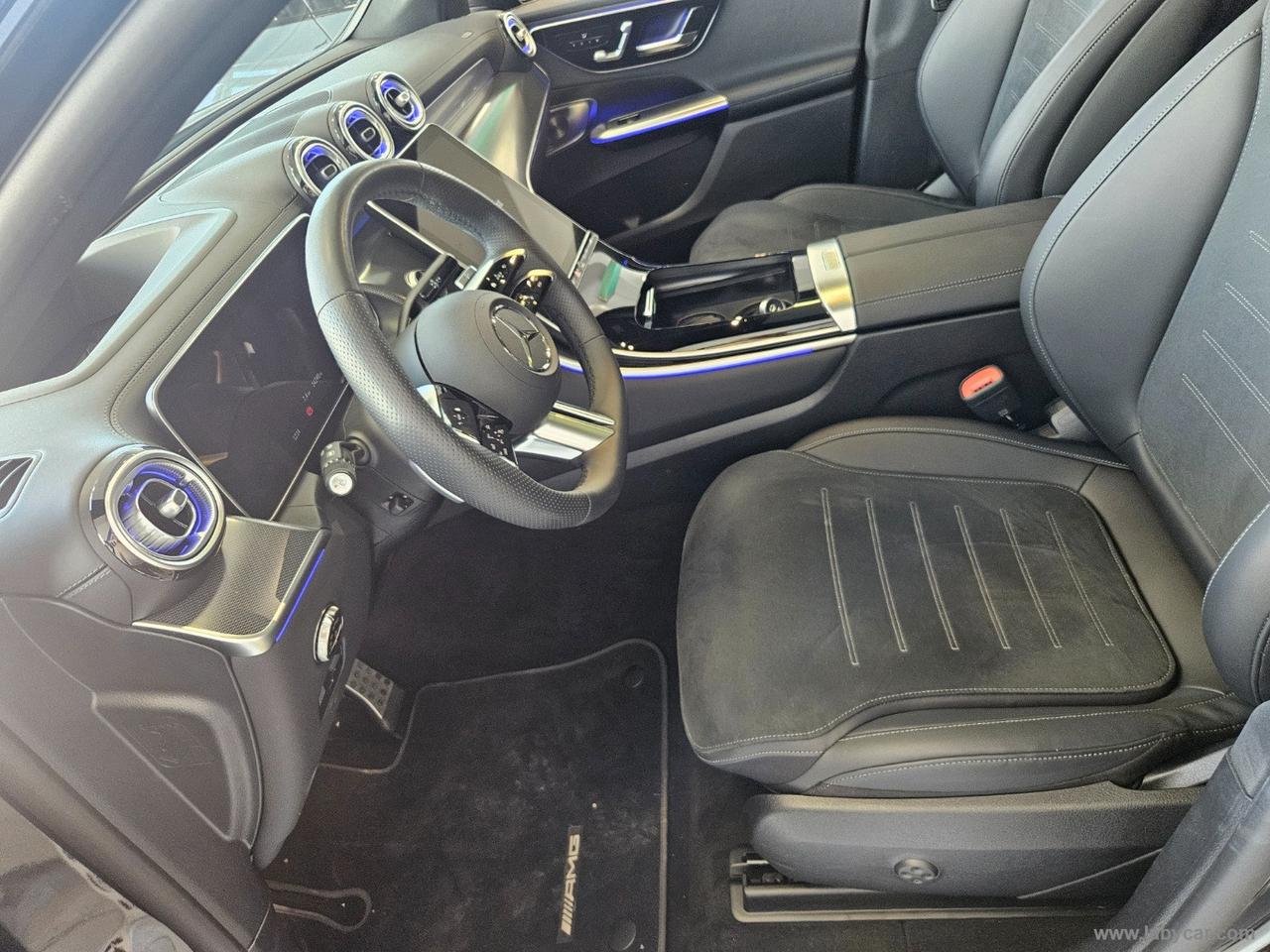MERCEDES-BENZ GLC 220 d 4Matic Coupé AMG Line PREMIUM Plus