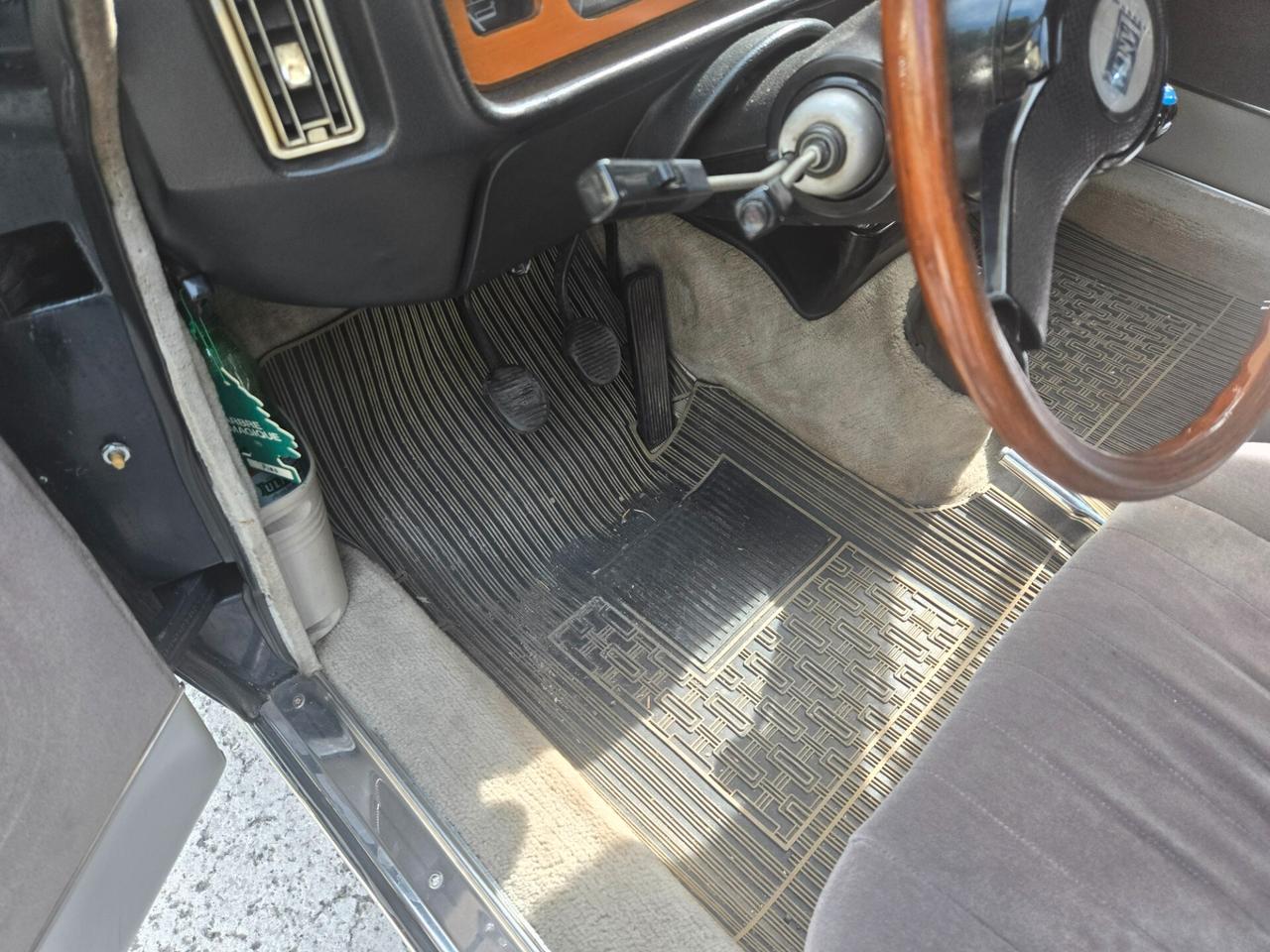 Lancia Altro 2000 berlina