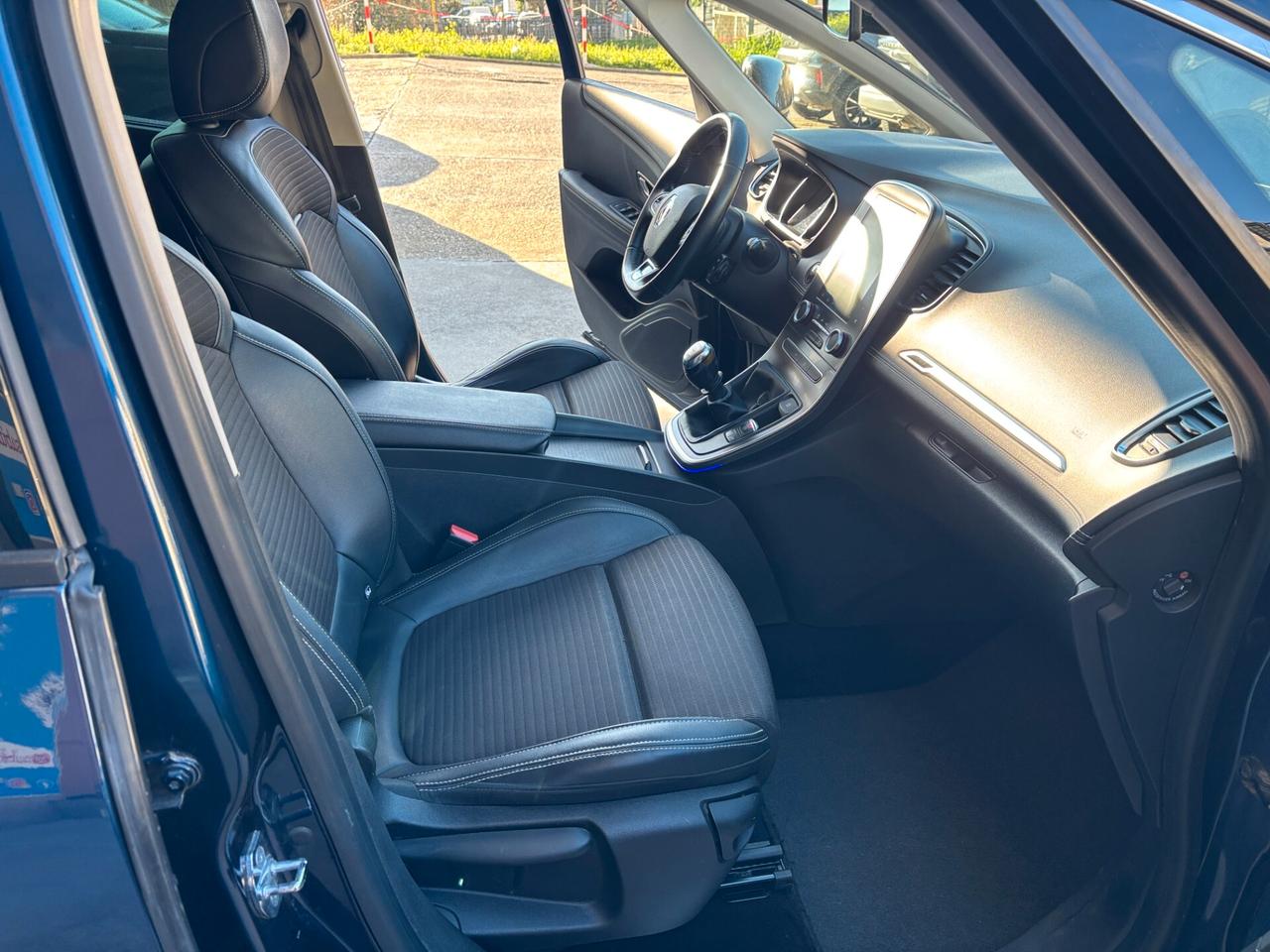 Renault Grand Scenic dCi 110 CV Intens 7POSTI