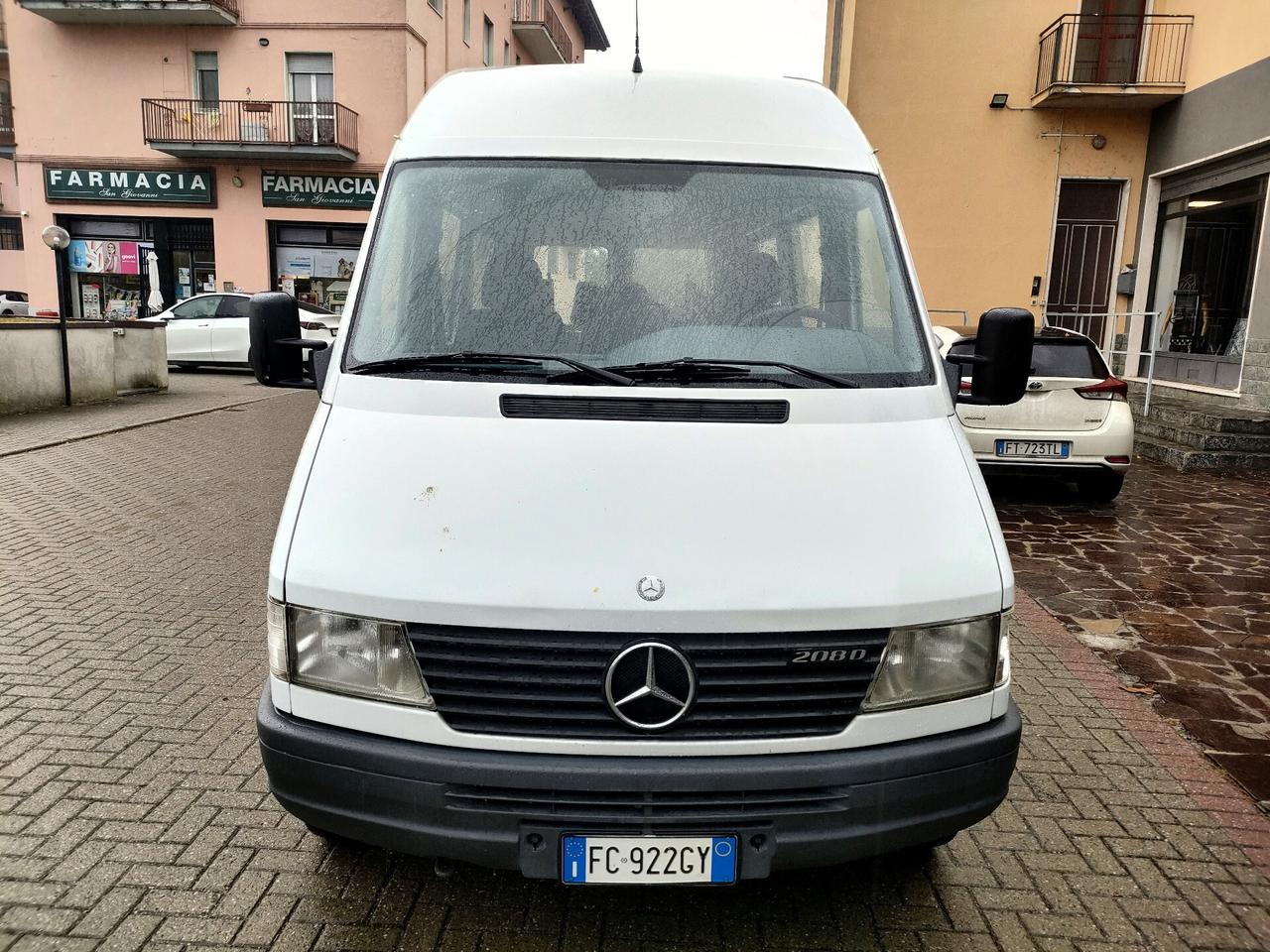 Mercedes Sprinter 2.3 D 9 posti-trasporto disabili