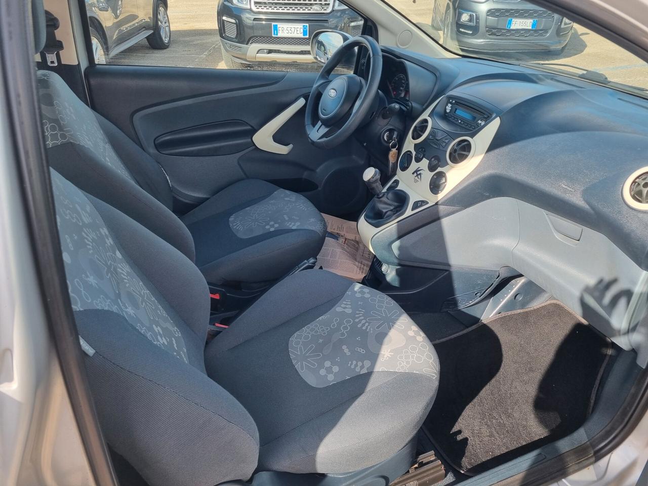 Ford Ka 1.3 TDCi 75CV EURO 4 Titanium