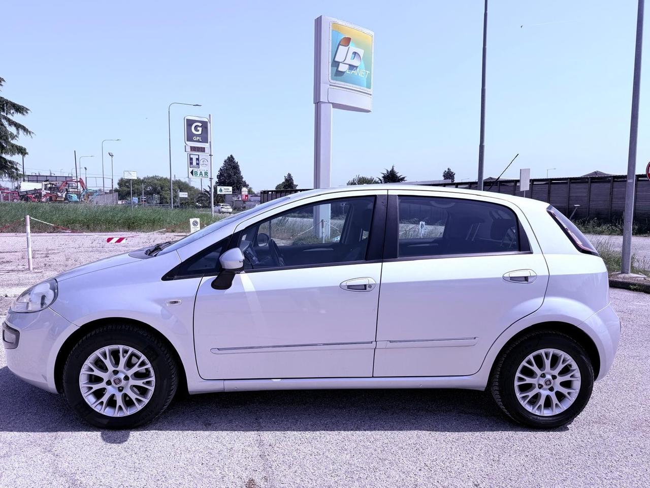 Fiat Punto Evo 1.3 Mjt 90 CV 5 porte Ok neopatentati