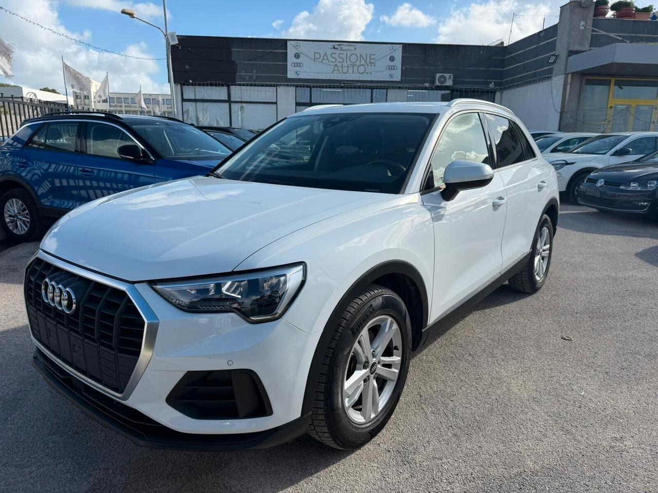Audi Q3 35 2.0 TDI 150 CV S tronic Business Plus