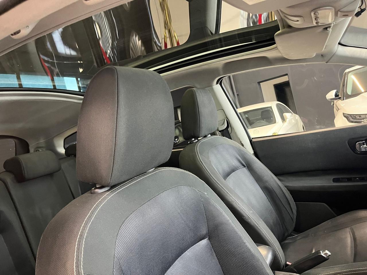 Nissan Qashqai 2.0 dCi DPF Tekna 7 POSTI TETTO