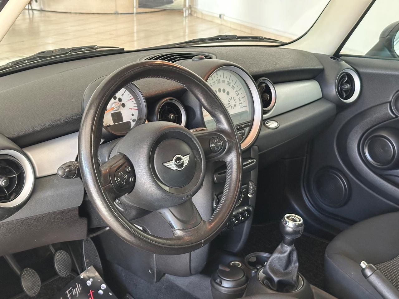 Mini 1.6 16V One (55kW)