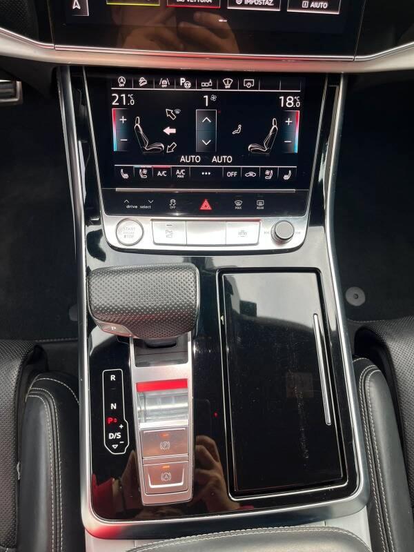 Audi Q8 50 3.0 tdi mhev quattro tiptronic