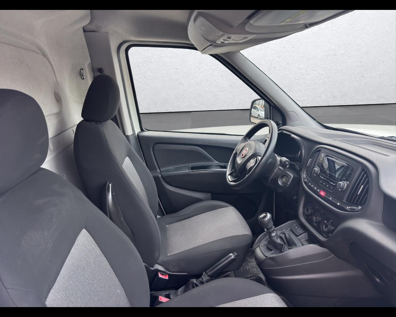 FIAT Doblò 3ª serie - Doblò 1.4 T-Jet Natural Power PL-TN Cargo Maxi Lamierato SX