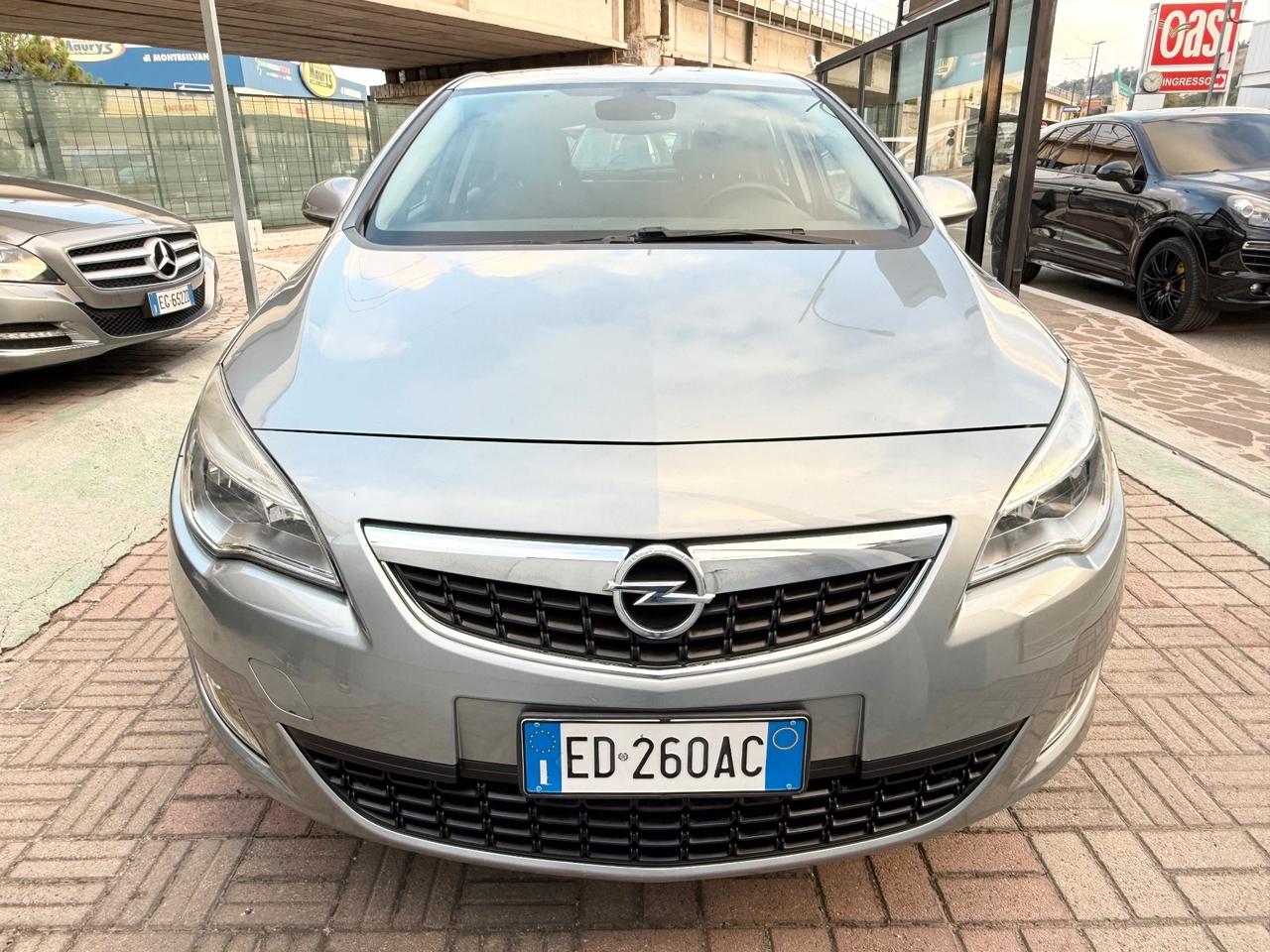 Opel Astra 1.7 CDTI Elective