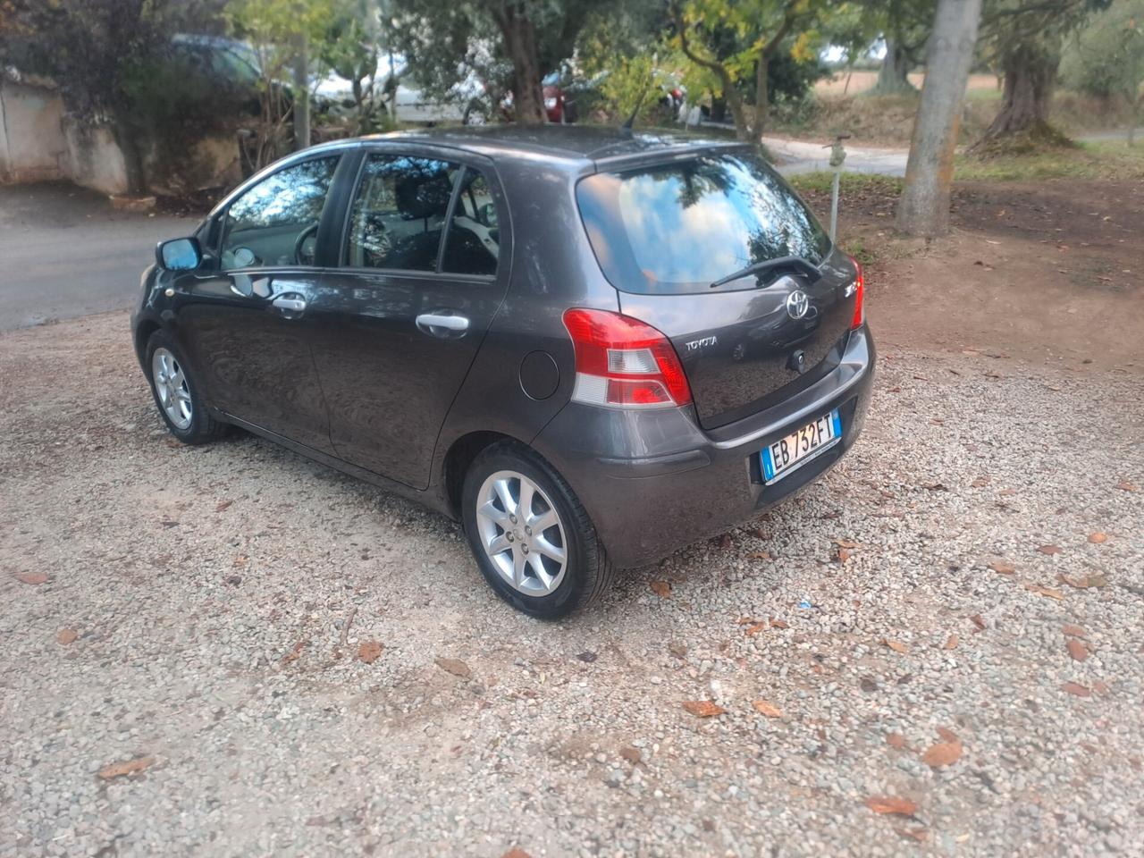 Toyota Yaris 1.3 5 porte Sol