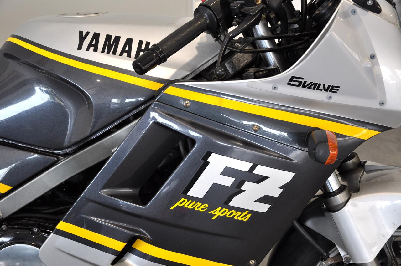 Yamaha FZ 750 FMI UNIPRO REALE !!!