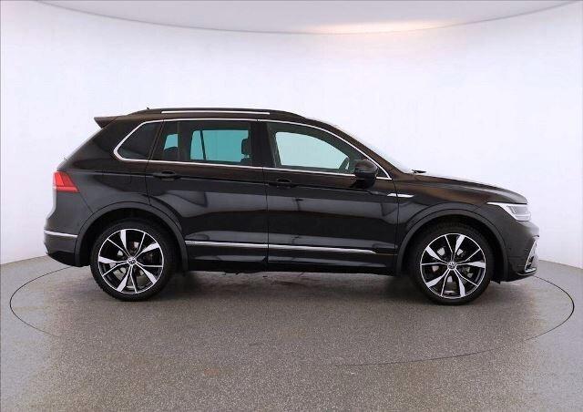 Volkswagen Tiguan 2.0 TDI 150 CV SCR DSG R-Line