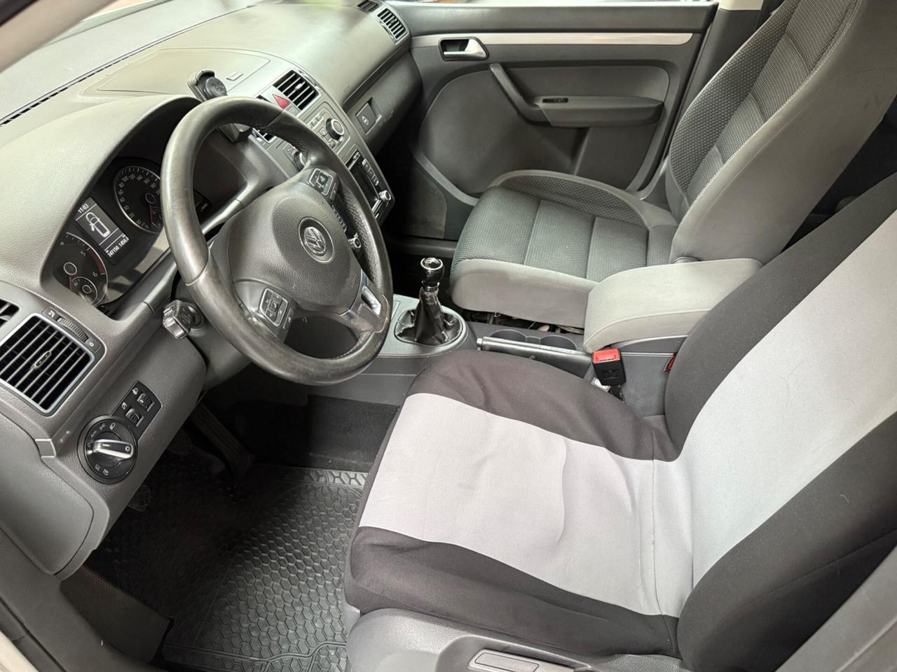 Volkswagen Touran 1.6 TDI 7posti con gancio traino