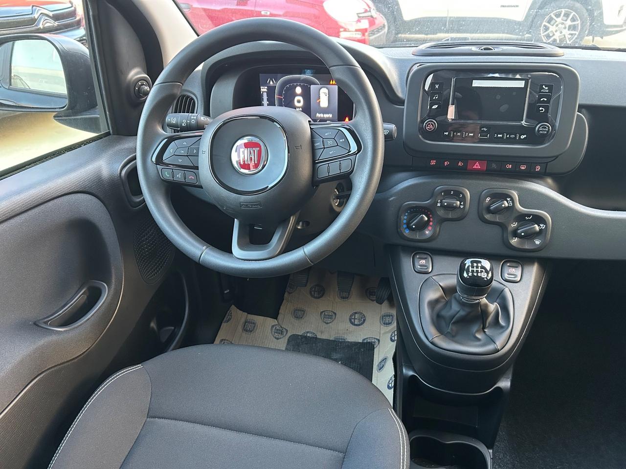 Fiat Panda New 1.0 FireFly S&S Hybrid KM0