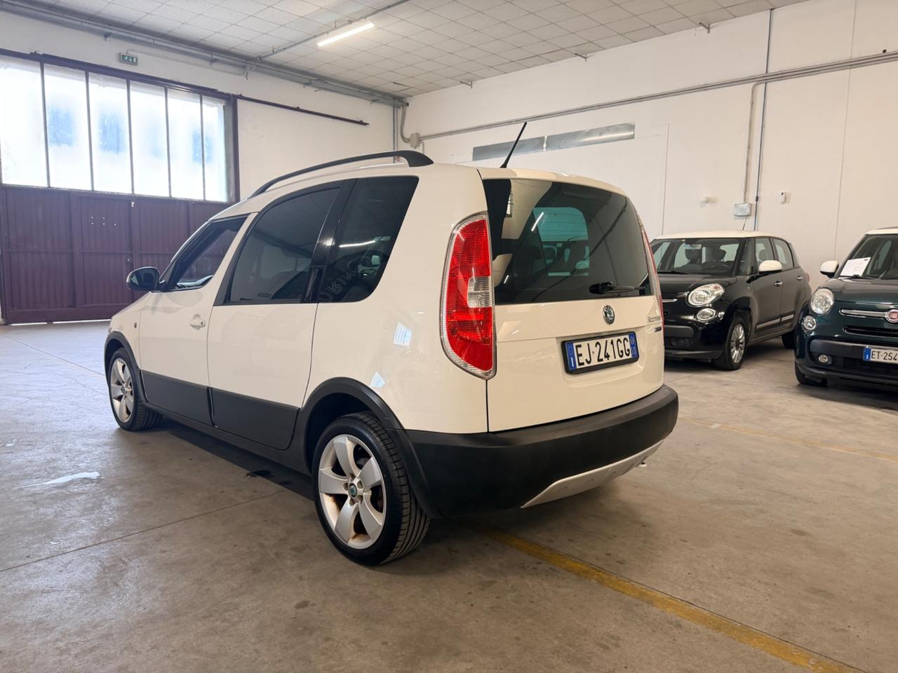 Skoda Roomster 1.2 TSI 86CV Scout