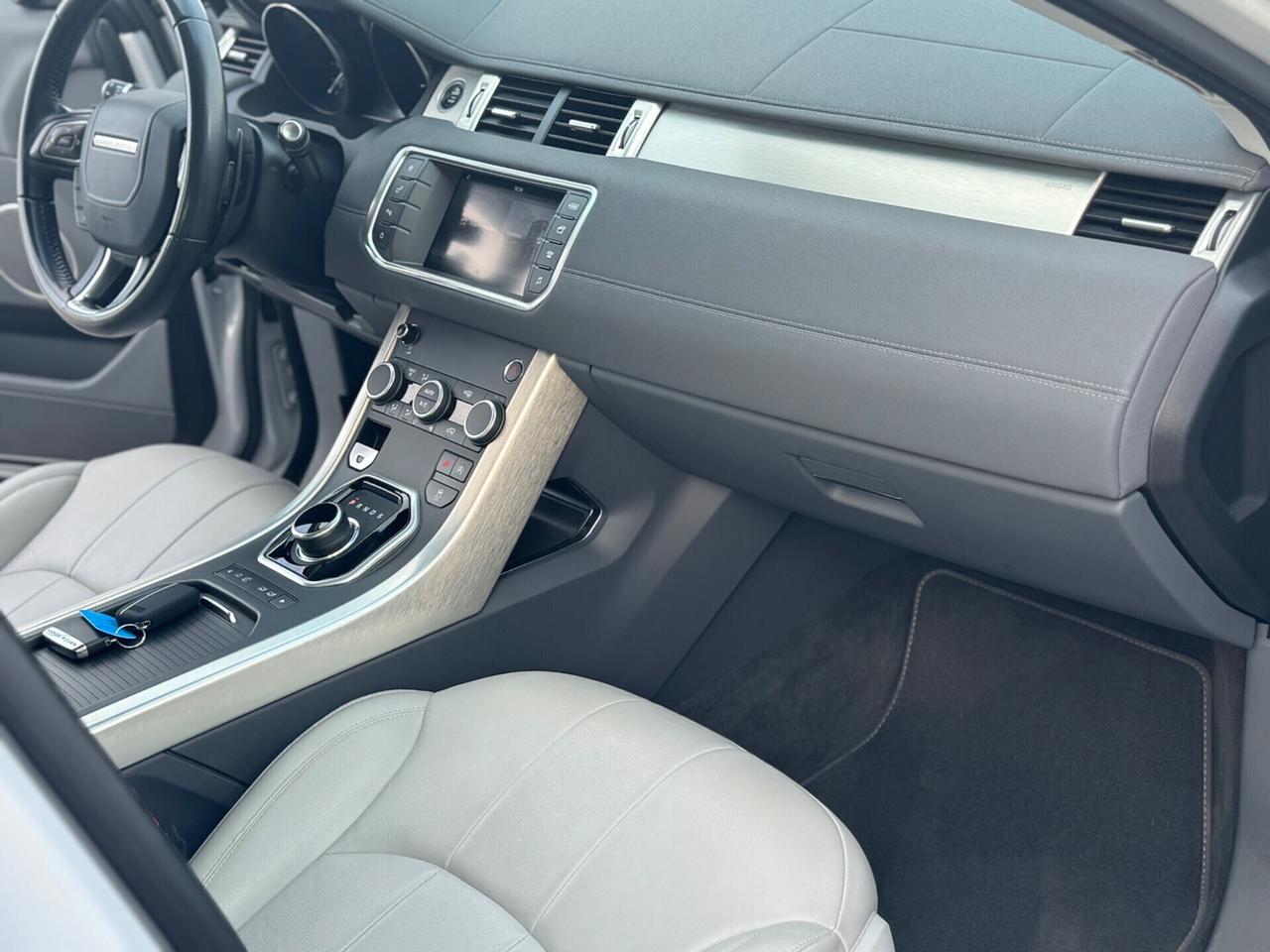 Land Rover Range Rover Evoque 2.0 TD4 TETTO !