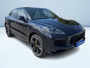Porsche Cayenne Coupe 3.0 E-Hybrid Tiptronic
