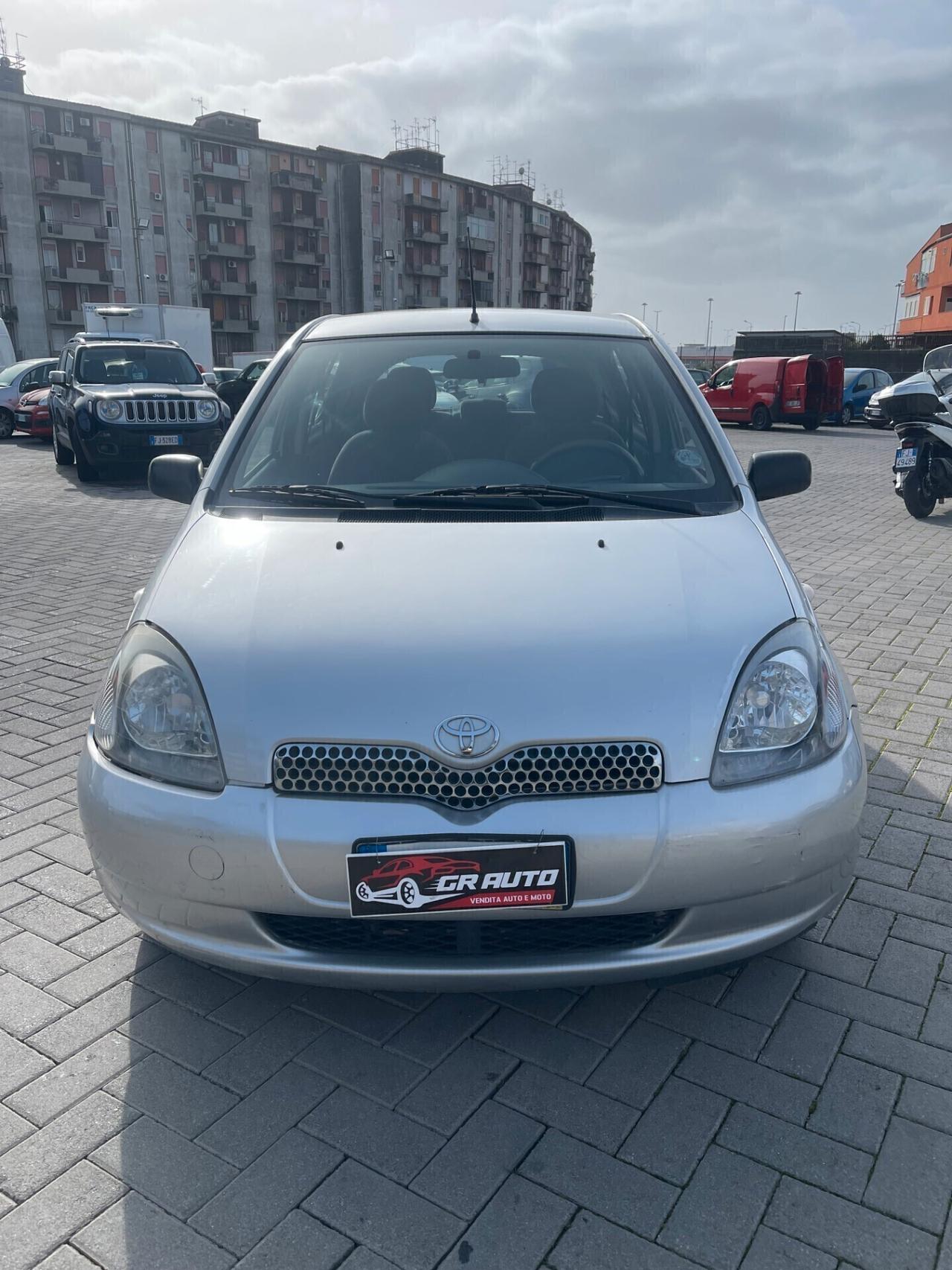 Toyota Yaris 1.0i 5 porte