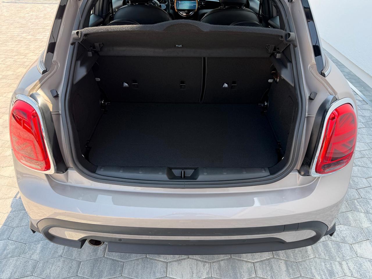 Mini 1.5 Cooper Yours Trim
