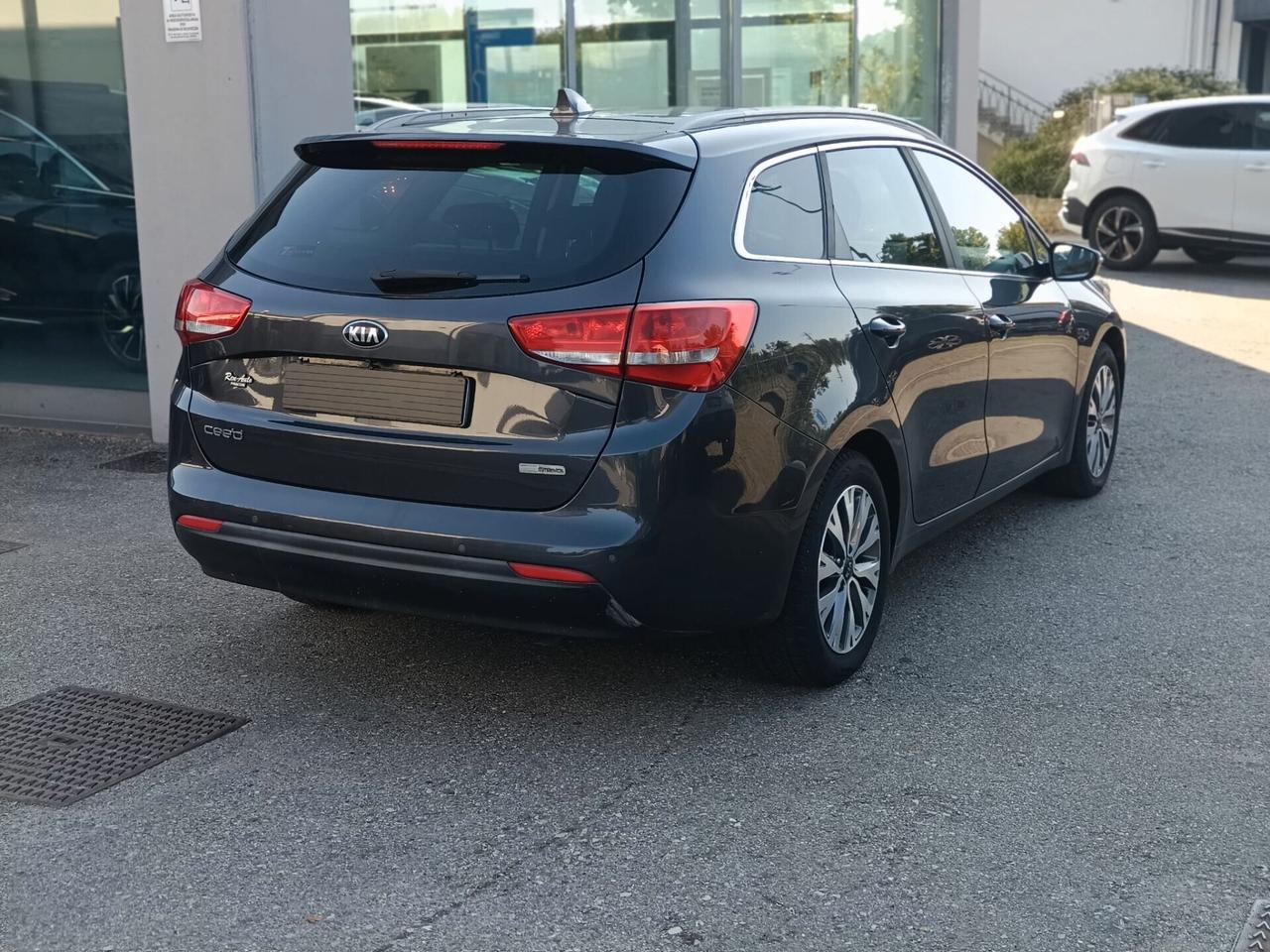 Kia Ceed cee'd 1.6 CRDi 136 CV DCT SW EcoDynamics Business Class