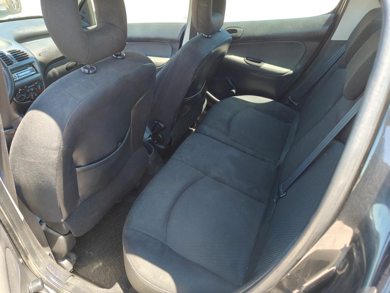 Peugeot 206 1.4 HDi 5p. Enfant Terrible