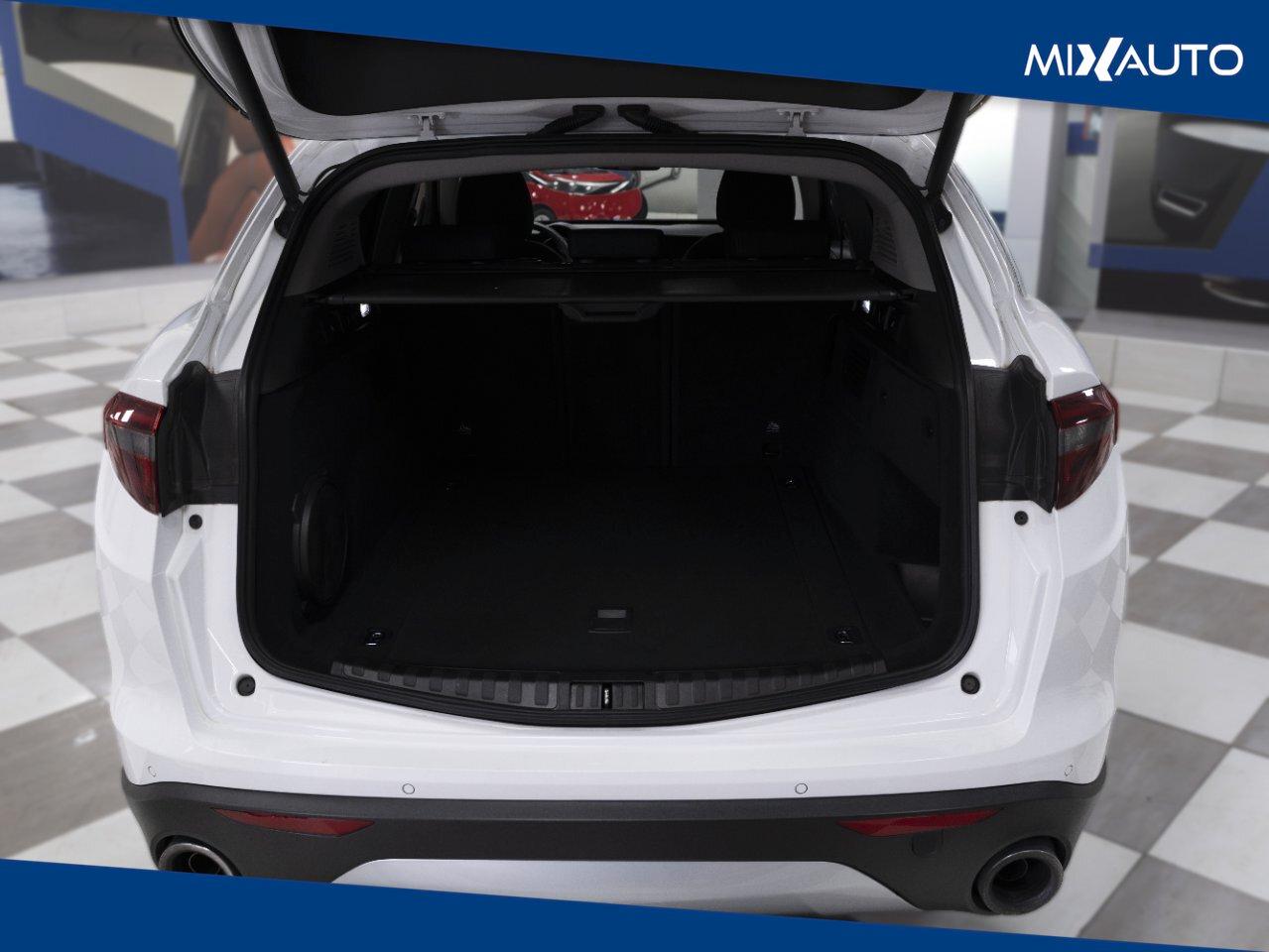 Alfa Romeo Stelvio 2.2T Business Q4 190CV Auto