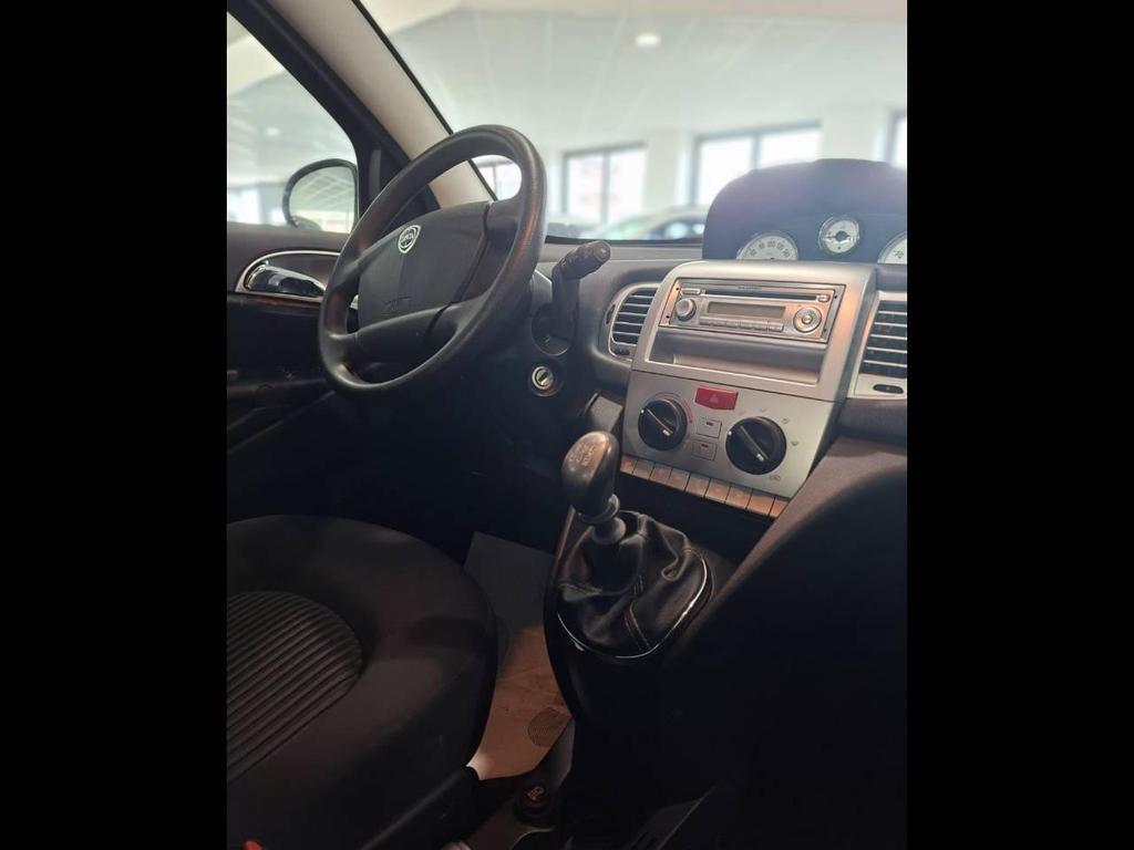 Lancia Ypsilon 3 Porte 1.2 Versus