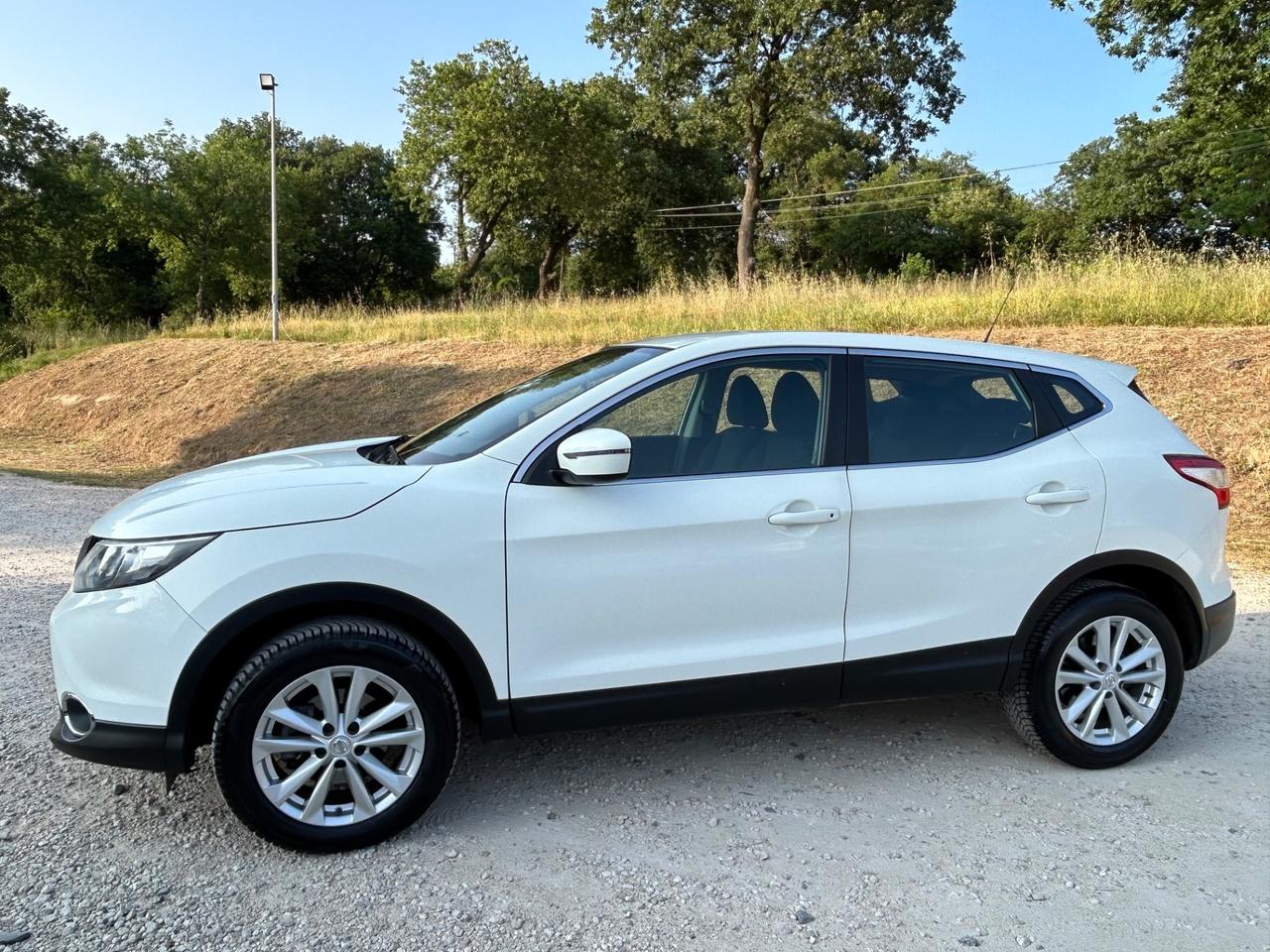 Nissan Qashqai 1.5 dCi N-Vision neopatentati permute
