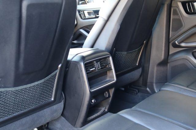 PORSCHE Cayenne 3.0 V6